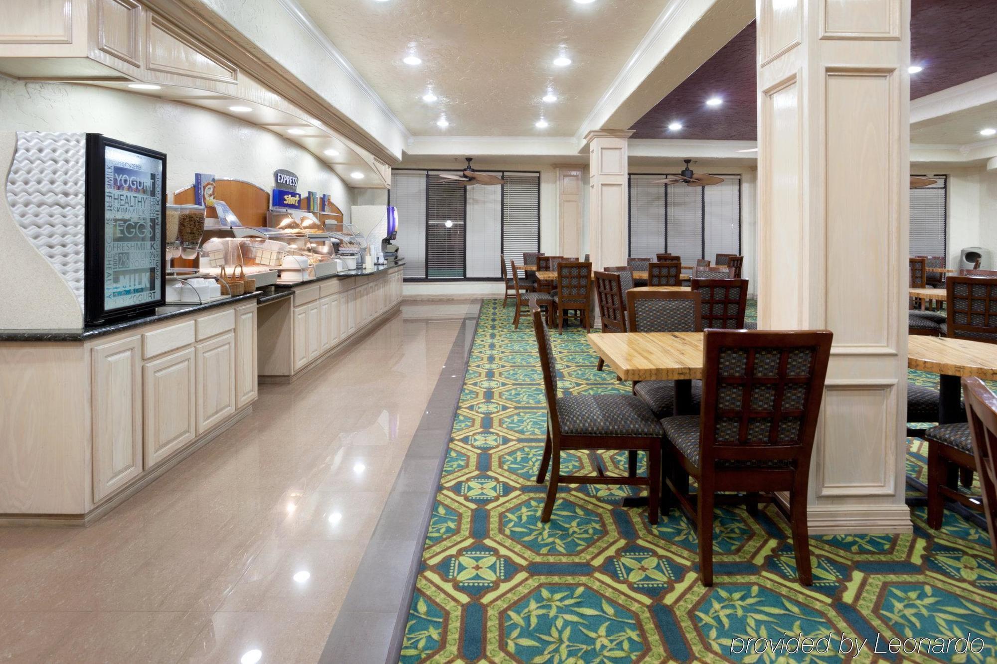 Holiday Inn Express Hotel And Suites South Padre Island, An Ihg Hotel Restaurante foto